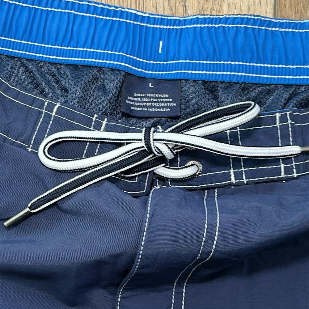 Cremieux Dark Navy Cargo Trunks Men's Swimwear NWT Size Large - Picture 2 of 3